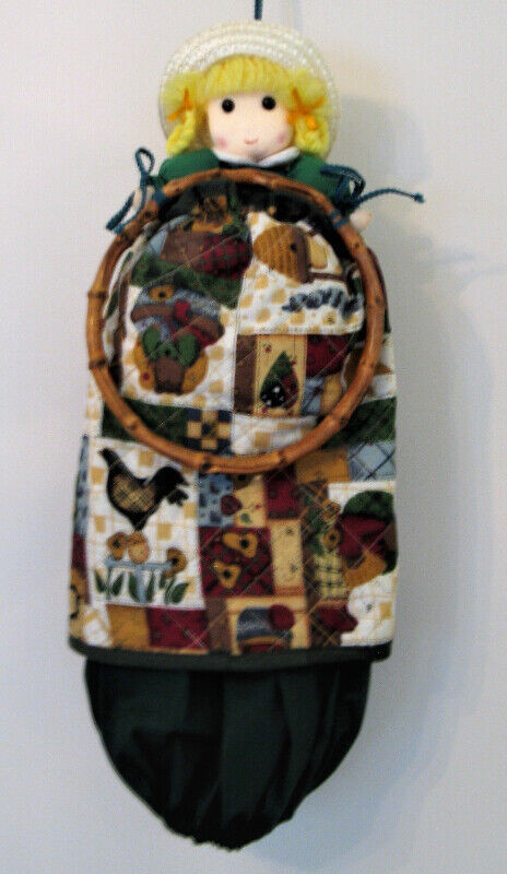 Poupée porte-serviette et sacs in Hobbies & Crafts in Québec City - Image 3