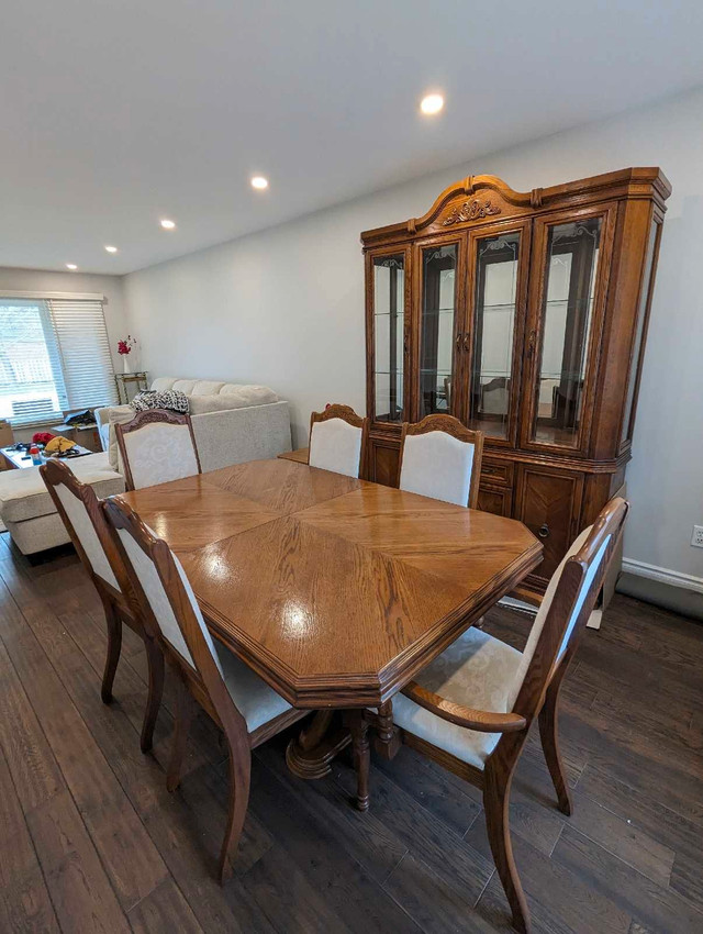 Dining Room Set in Dining Tables & Sets in City of Toronto - Image 2