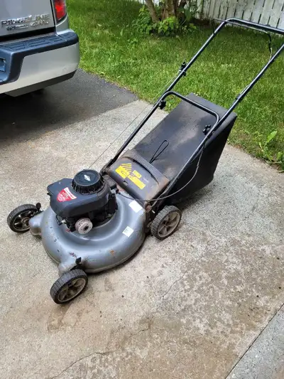 5.5 hp briggs and straton lawnmower with bag, View more