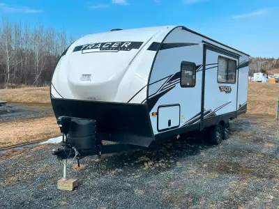 Trailer manufactured by Forest River. 26’ bumper to bumper and pulls easily with a half-ton. Purchas...