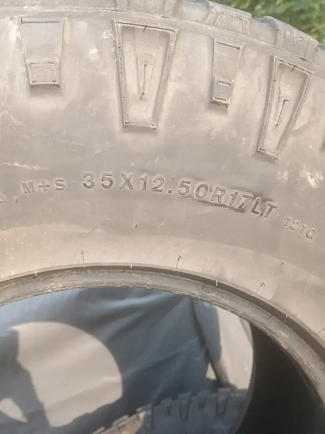 Goodyear Wrangler Duratrac Tires 35x12.50R17LT in Tires & Rims in Vancouver - Image 7