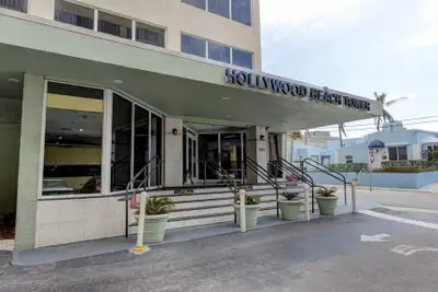 Hollywood Beach Tower SEASIDE ROOM CDN$$$, View more