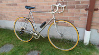 Vintage road bikes 27" tires 