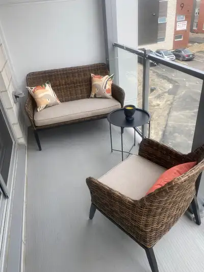 Logement lumineux situer sur un coin au 3e étage très tranquille