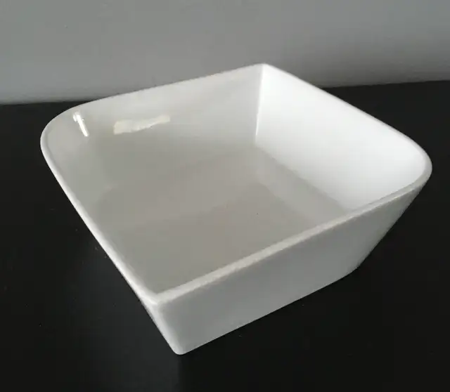 WHITE BISTRO DINNER / SERVICE BOWLS (3)
