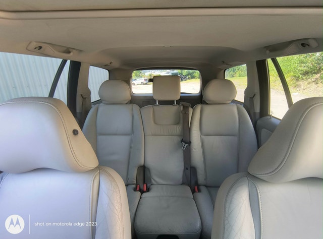 2006 Volvo XC90 AWD Turbo – Major Maintenance Done – $3,400 Nego — photo 2