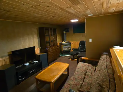 All inclusive including: High speed internet, cable with DVR, laundry room, heat/hydro/electric, par...
