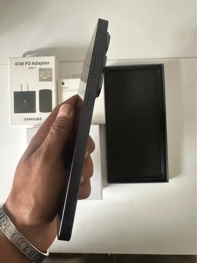 Samsung 26 Ultra 512 GB *Airdrop and Fast Charger & Delivery | Cell ...