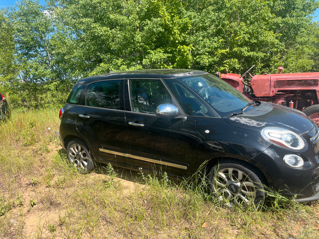 2016 fiat 500  in Cars & Trucks in Trenton