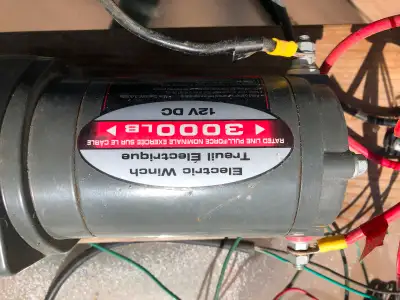 3000 lb 12 volt winch very good condition $45.00
