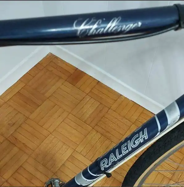 CLASSIC RALEIGH CHALLENGER 10-SPEED ROAD BIKE in Road in London - Image 3