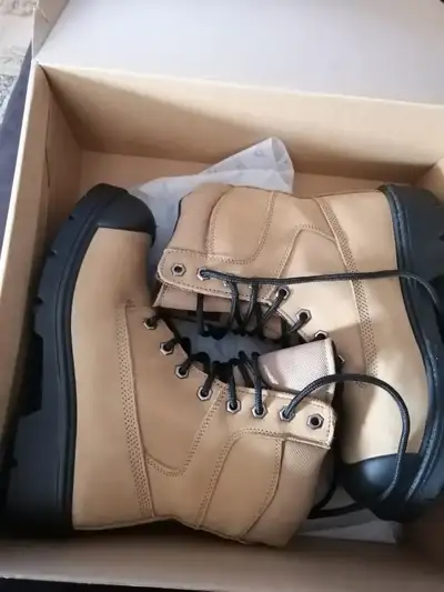 Woman SAFETY BOOTS never used, View more