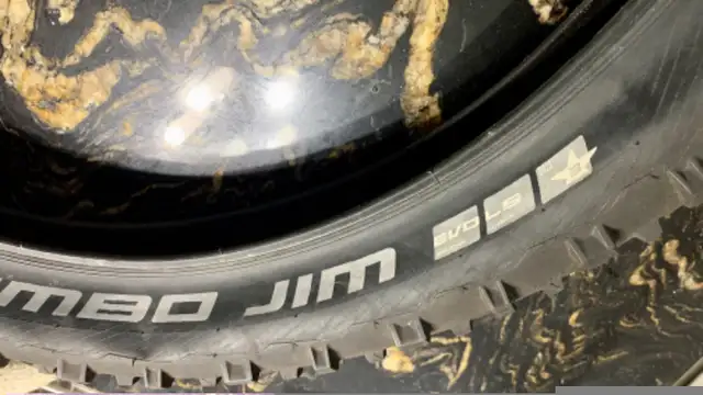 2x Schwalbe Jumbo Jim 26x4 tires in Frames & Parts in City of Montréal - Image 4