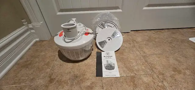 Westinghouse Salad Spinner