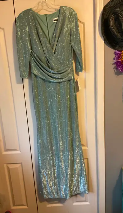 New*Evening Gown Size M, View more