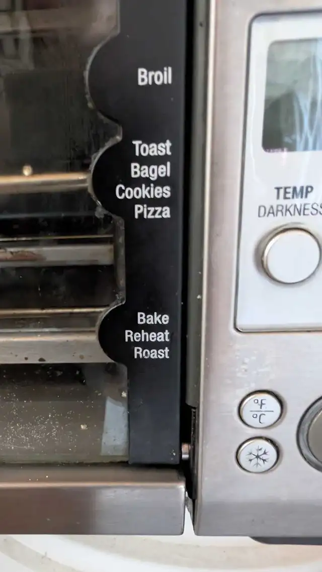 Breville Mini Smart Oven in Toasters & Toaster Ovens in Markham / York Region - Image 3