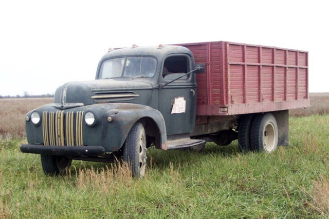 Looking for an older truck in Cars & Trucks in Kawartha Lakes - Image 3