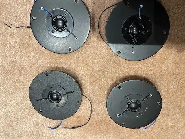 Collection of high end and brand name Speakers and Tweeters in Speakers in Markham / York Region - Image 6