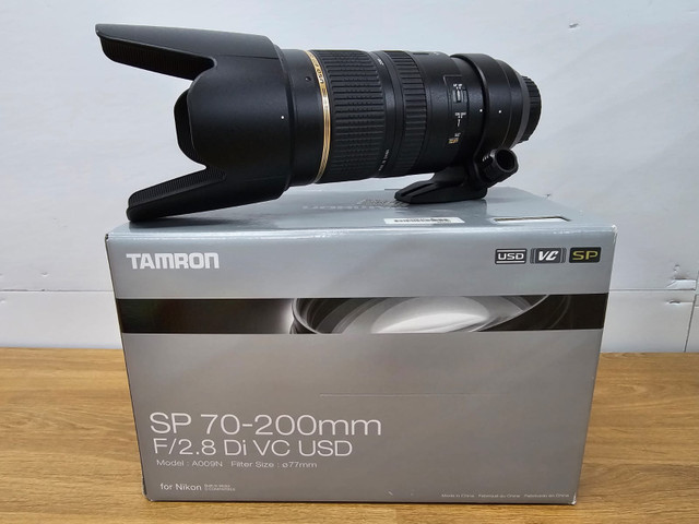 Tamron 70-200mm f2.8 Telephoto Lens for Nikon in Cameras & Camcorders in Markham / York Region