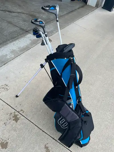 Kids golf club set, View more