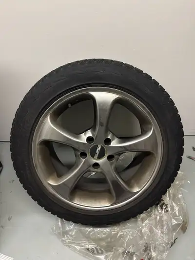 I'm selling a set of four LS wheel with a Hankook Winter i*Pike Radial tire, sized at 225/55R18. Thi...
