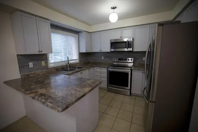 Spacious 3 Bedroom 1.5 bath townhouse