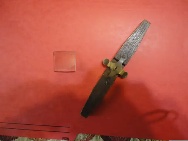 antique stéréographe /stéréoscope, début 1900, avec 10 photos 3D in Arts & Collectibles in Laurentides - Image 7