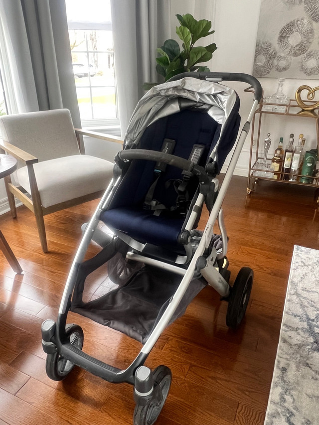 Uppababy Vista Stroller in Strollers, Carriers & Car Seats in Mississauga / Peel Region