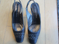magnifique paire de chaussures en cuir de femme ROBERTO CAPUCCI