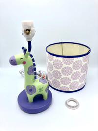 Lamp stand with giraffe for kids