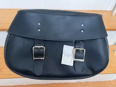 Talisman Leather Inc. Motorcycle Luggage Large Black Synthetic Leather Bag NEW!! Constructed with a...