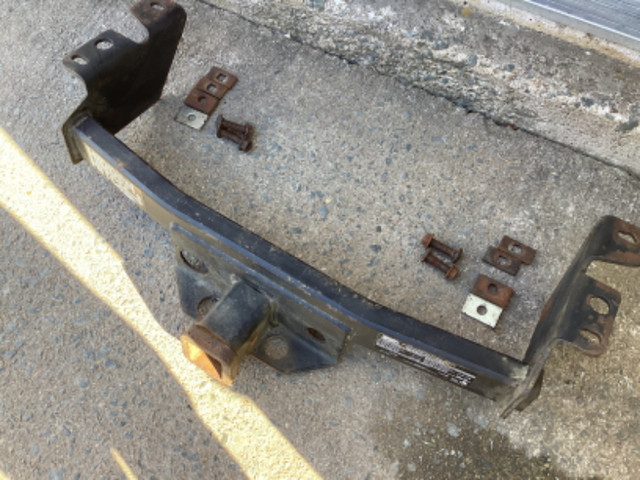Trailer hitch Ford Ranger in Other Parts & Accessories in Dartmouth - Image 2