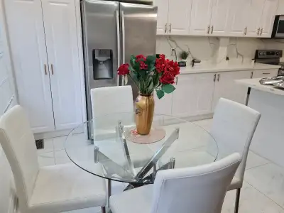 Furnished Single Bed in Shared Bedroom for Rent - Female Only, View more