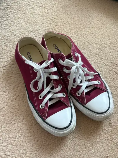 Converse sneakers size 6, View more