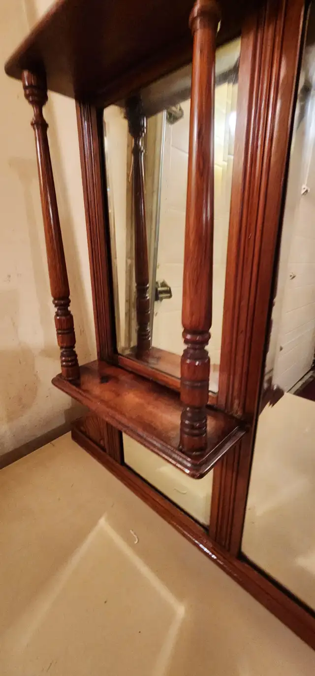 Beautiful Antique Parlor Mirror 6 Beveled Mirrors and 5 Shelves in Home Décor & Accents in Edmonton - Image 10
