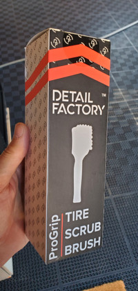 Detail Factory Tire Scrub Brush - NEW