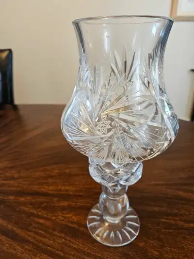 Pinwheel crystal hurricane candle holder