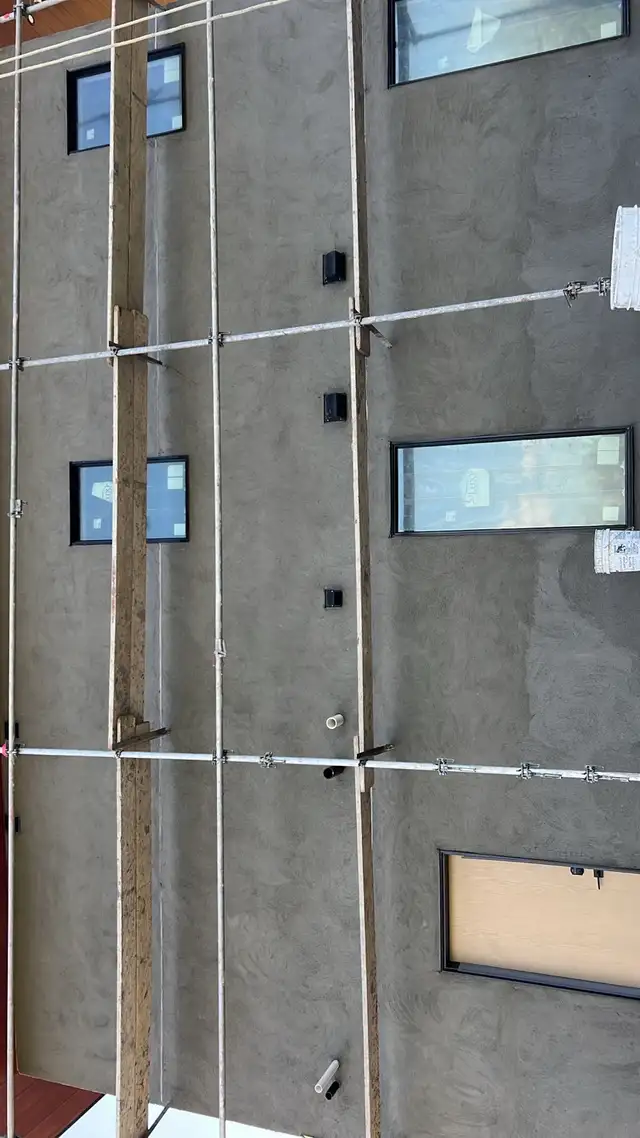stucco / interior/exterior panit62863720260865123