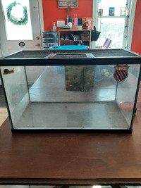 Glass tank 