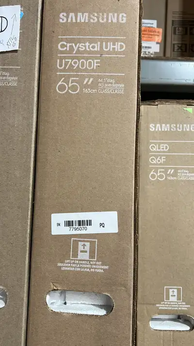 Samsung 65" U7900F 4K UHD HDR LED Tizen Smart TV, View more