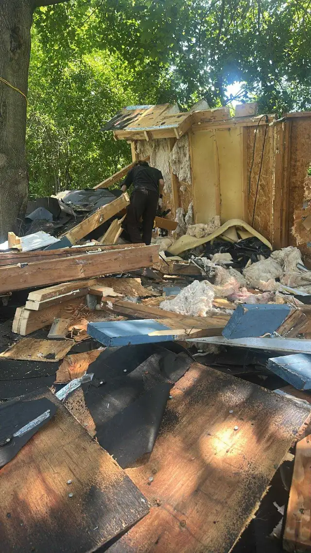 Demolition and Junk Removal in Other in Kitchener / Waterloo - Image 10