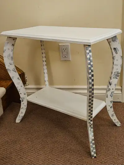 WHITE FRENCH STYLE SIDE  / ACCENT TABLE, View more