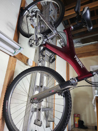 Trek Y22 mountain bike