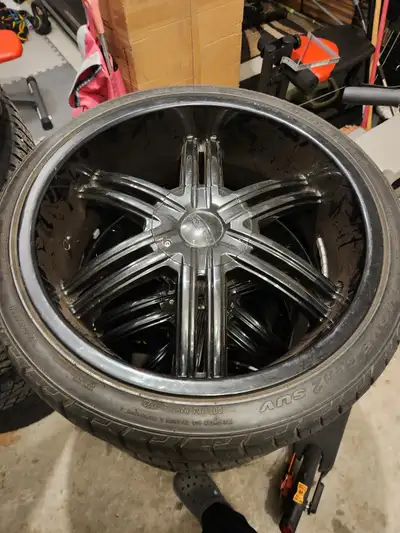 Selling two sets of jeep rims. OEM is 5x127 18 inches and aftermarket is dual bolt pattern 5x127 and...