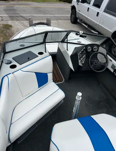 Listing my 1994 Ski Centurion Falcon XP for sale. Boat is named Millenial Falcon. Boat has 320 hours...