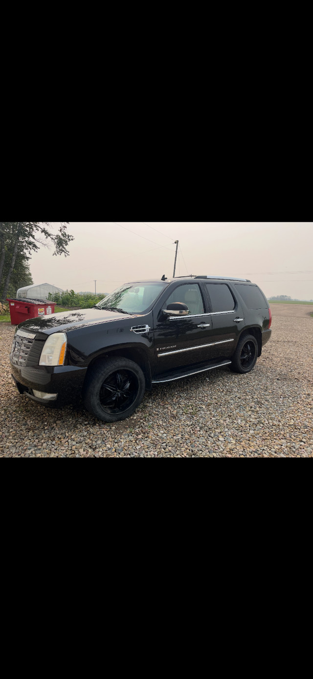 2007 Cadillac Escalade in Cars & Trucks in Lloydminster