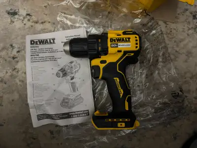 BNIB DEWALT 20 V MAX Brushless Compact Drill/Driver, View more