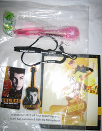 Justin BIEBER * Swag * - 8 items - from 2012/13 World Tour - NEW