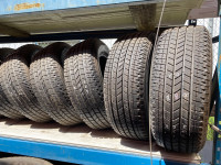Four nearly new Michelin Primacy 275/65R18 tires