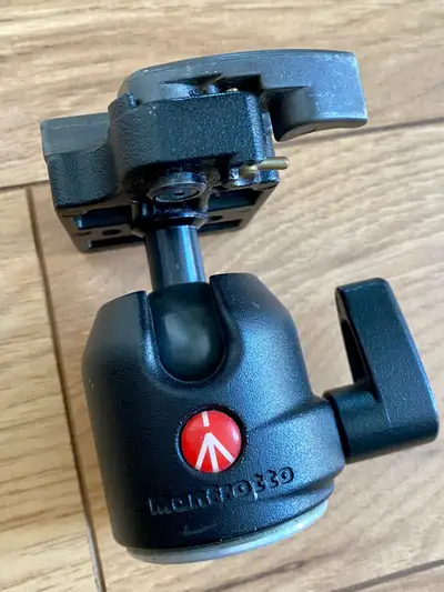 Camera Gear (Tripod, ball head etc.), View more